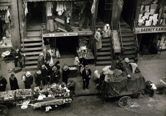 Hester Street’s pushcarts, by Berenice Abbot, 1935.