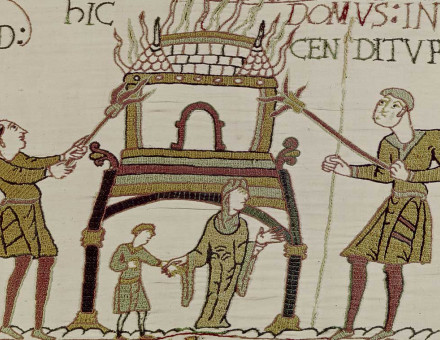 ‘Here, a house is burned’, Bayeux Tapestry, 11th century.