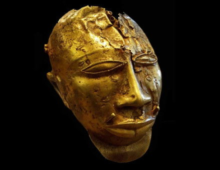 Gold mask of Kofi Karikari, 19th century. 