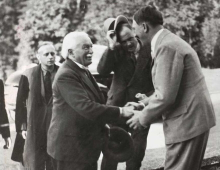 David Lloyd George meets Adolf Hitler at the Berghof, 1936.