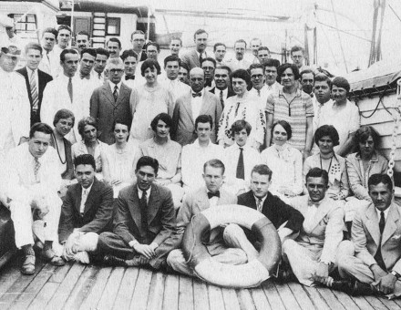 Students on board the Floating University, from Walter Harris, Photographs of the First University World Cruise (1927). Courtesy of the author, Walter C. Harris, University Travel Association.