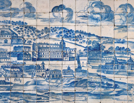 Detail from the azulejo panel ‘Great Vista of Lisbon’, showing the convento do Louriçal, convento do Beato and convento de Santos-o-Novo, c.1700. Museo Nacional do Azulejo.  Photograph Carlos Monteiro/© DGPC.