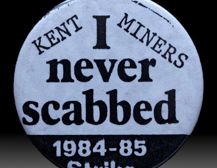 A badge worn following the miners' strike of 1984-85. Jamain (CC BY-SA 4.0 DEED)