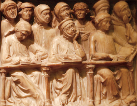 Carving of medieval university students on the tomb of the scholar Giovanni da Legnano, Bologna, 14th century. Sailko (CC BY 2.5).