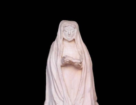 A statue of Catalina Suárez Marcaida from 1575 in Seville. Suárez died under mysterious circumstances less than a year into her marriage to Hernán Cortés, governor of New Spain. Wikimedia Commons.