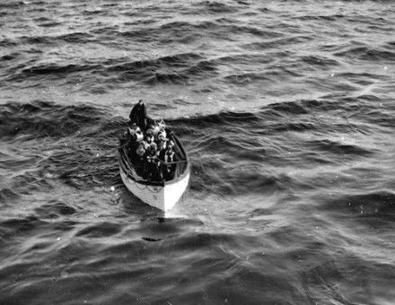 RMS Titanic lifeboat no 6 approaches rescue ship Carpathia, 15 April 1912. National Archives. Public Domain.