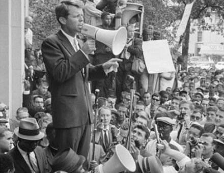 393px-Robert_Kennedy_CORE_rally_speech2.jpg