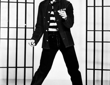 Elvis_Presley_promoting_Jailhouse_Rock.jpg