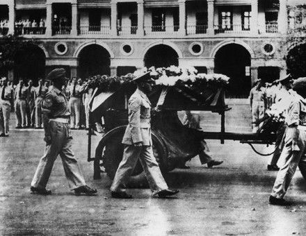 Last post: the funeral procession of Lord Moyne, Cairo, November 8th, 1944. Hulton Archive / Getty Images