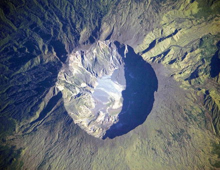 tambora.jpg