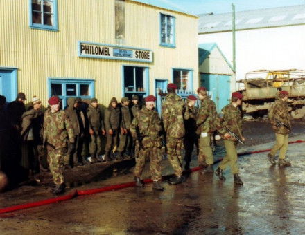 falklandpows.jpg