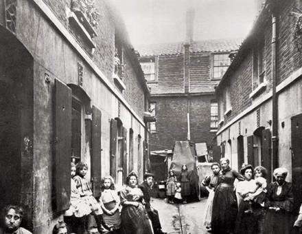 Slum in Victorian London, 19th century. (Bridgeman Images)