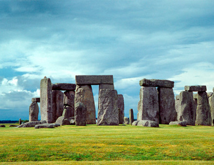 stonehenge.jpg